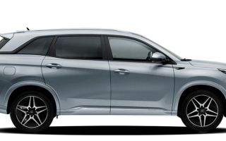 Спортивный E-SUV премиум-класса