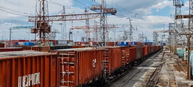 Почему экспорт товаров из России требует профессиональной помощи?